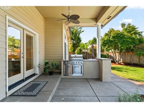 2838 Martinique Avenue Eugene OR 97408