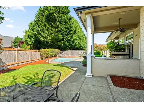 2838 Martinique Avenue Eugene OR 97408