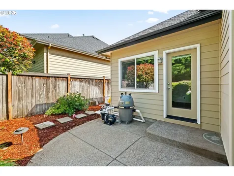 2838 Martinique Avenue Eugene OR 97408