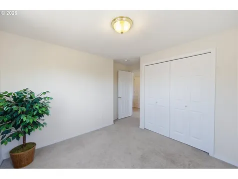 1411 NW Chardonnay Drive Mcminnville OR 97128