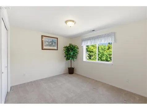 1411 NW Chardonnay Drive Mcminnville OR 97128
