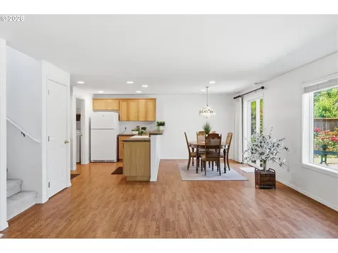1411 NW Chardonnay Drive Mcminnville OR 97128