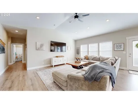 587 SW Cottonwood Drive Hermiston OR 97838