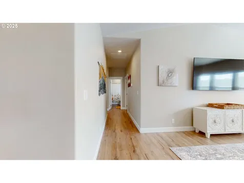 587 SW Cottonwood Drive Hermiston OR 97838