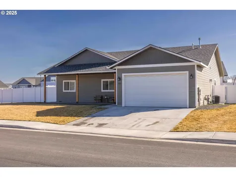 587 SW Cottonwood Drive Hermiston OR 97838