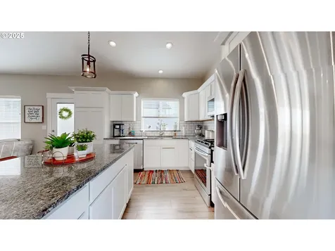 587 SW Cottonwood Drive Hermiston OR 97838