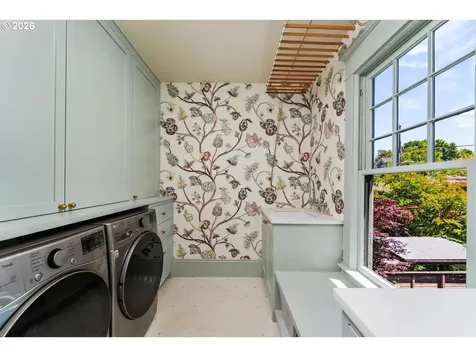 1646 SE Elliott Avenue Portland OR 97214