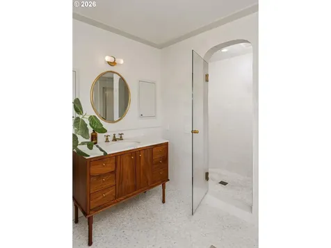 1646 SE Elliott Avenue Portland OR 97214