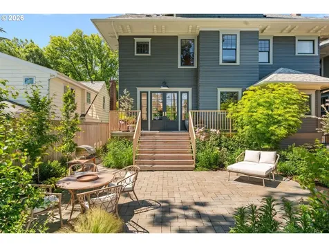 1646 SE Elliott Avenue Portland OR 97214
