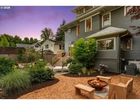 1646 SE Elliott Avenue Portland OR 97214