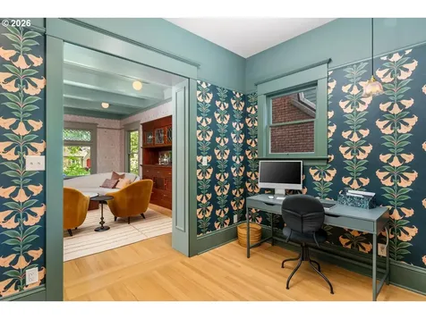 1646 SE Elliott Avenue Portland OR 97214
