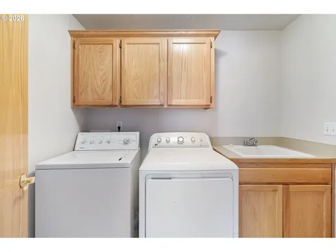 14252 SE Center Street Portland OR 97236