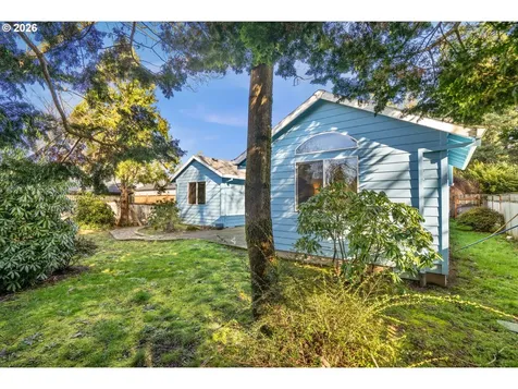 14252 SE Center Street Portland OR 97236