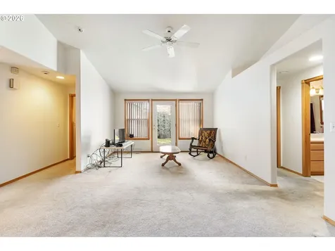14252 SE Center Street Portland OR 97236