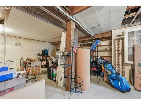 2451 SE Salmon Street Portland OR 97214