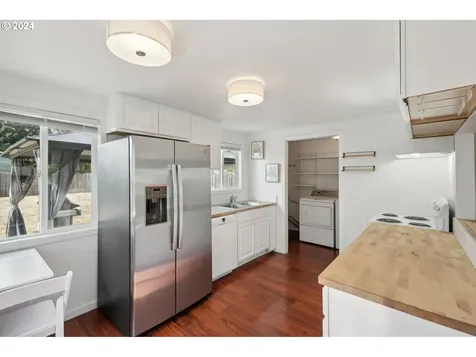 8125 SE 65th Avenue Portland OR 97206