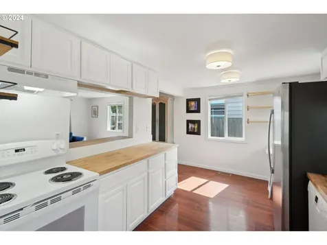 8125 SE 65th Avenue Portland OR 97206