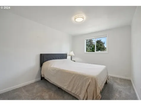 8125 SE 65th Avenue Portland OR 97206