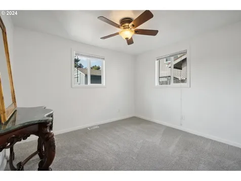8125 SE 65th Avenue Portland OR 97206