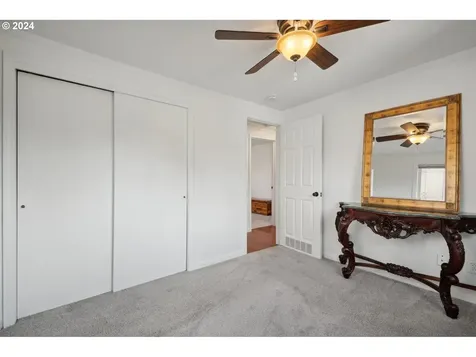 8125 SE 65th Avenue Portland OR 97206