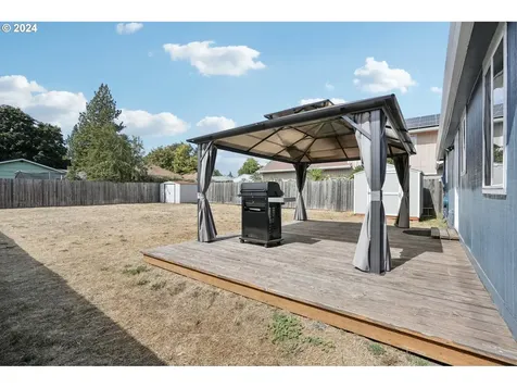 8125 SE 65th Avenue Portland OR 97206