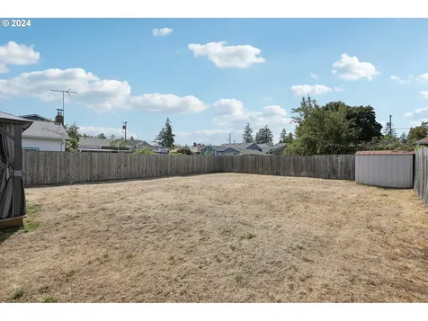 8125 SE 65th Avenue Portland OR 97206