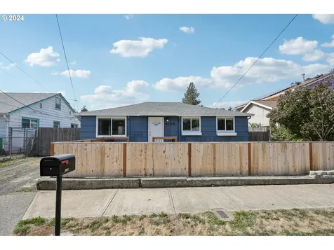 8125 SE 65th Avenue Portland OR 97206