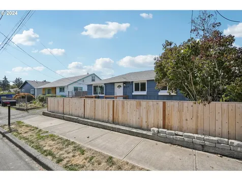 8125 SE 65th Avenue Portland OR 97206