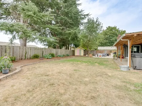914 NE 26th Street Mcminnville OR 97128