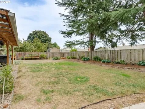 914 NE 26th Street Mcminnville OR 97128