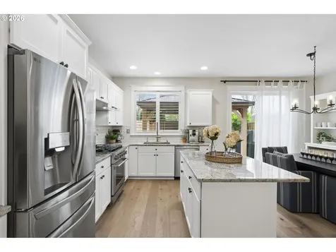 748 N Little Oak Street Newberg OR 97132