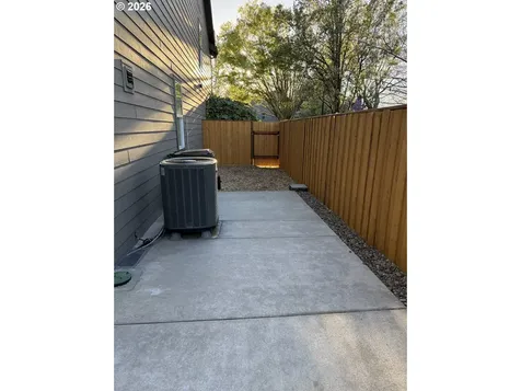 748 N Little Oak Street Newberg OR 97132