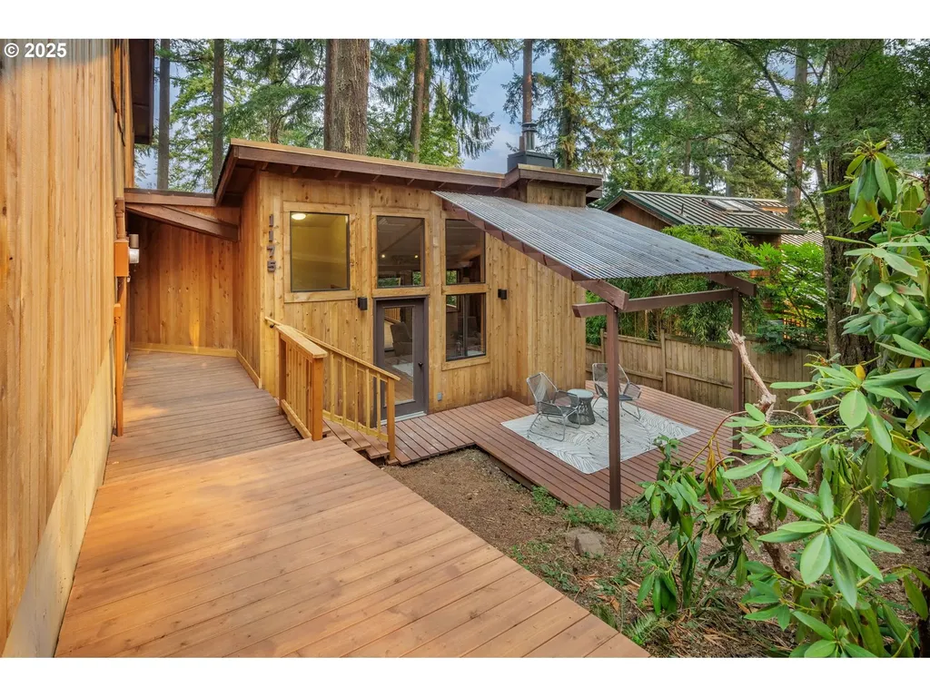 1175 Fir Lane Eugene OR 97405