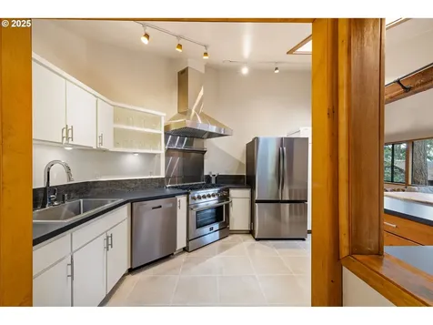 1175 Fir Lane Eugene OR 97405