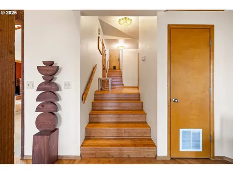 1175 Fir Lane Eugene OR 97405