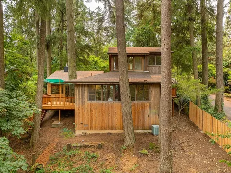 1175 Fir Lane Eugene OR 97405