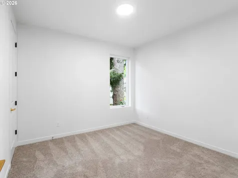 3864 NE Alberta Court Portland OR 97211