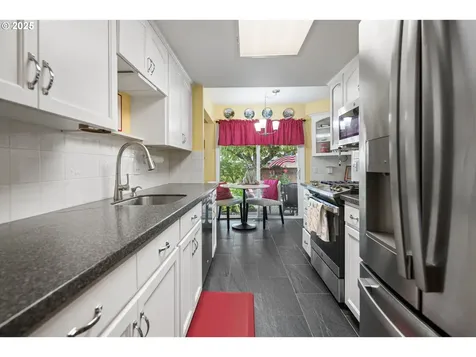 16975 SW Matador Lane Portland OR 97224