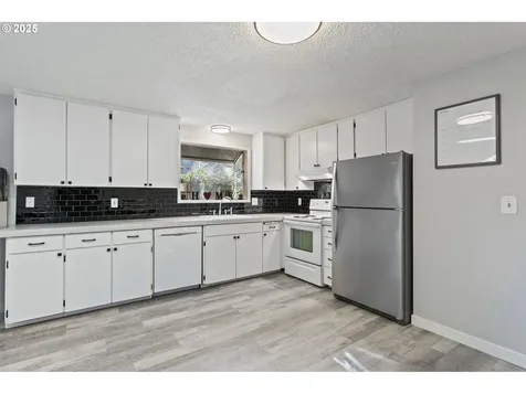 12820 SW 22nd Street Beaverton OR 97008