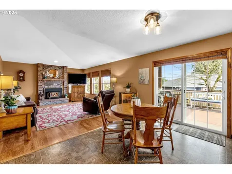 2616 NW Ivy Street Camas WA 98607