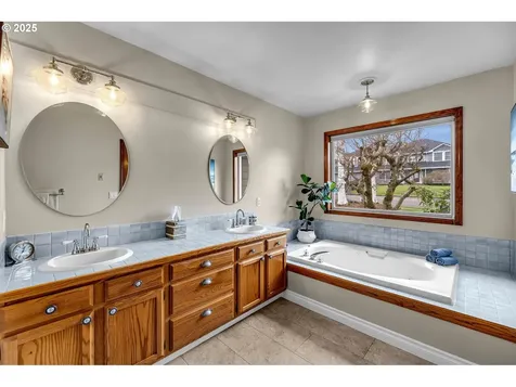 2616 NW Ivy Street Camas WA 98607