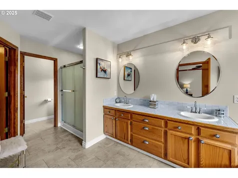 2616 NW Ivy Street Camas WA 98607