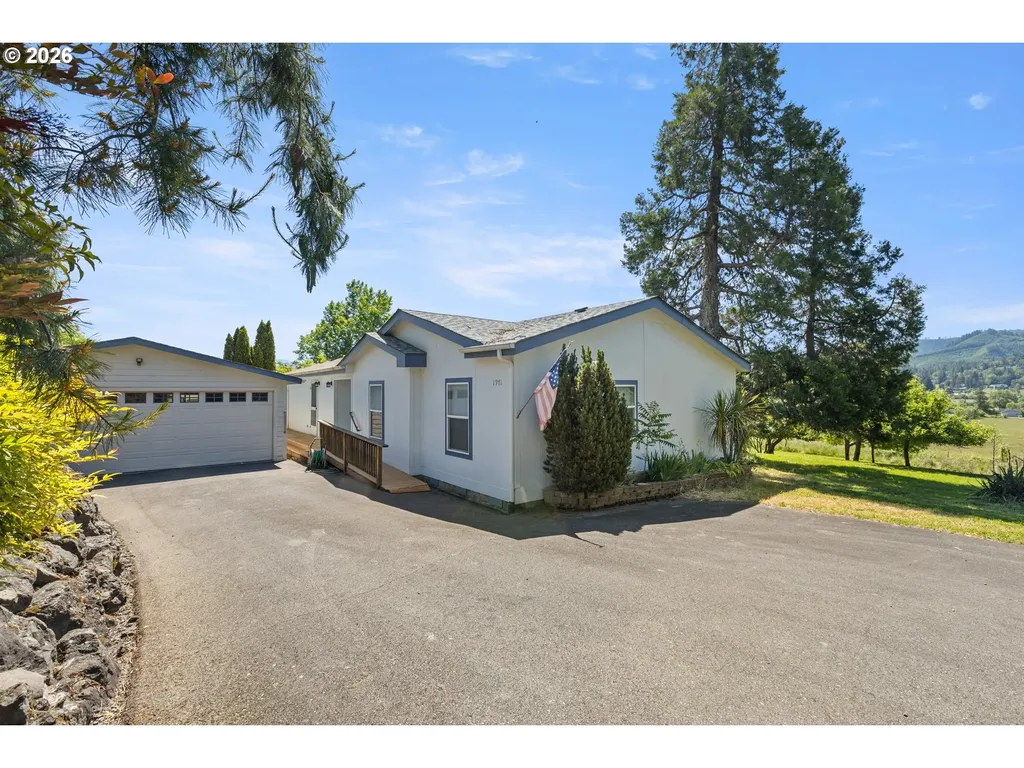1971 E Sixth Avenue Sutherlin OR 97479