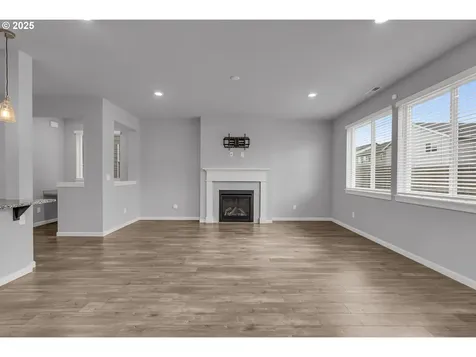 1618 36th Place Forest Grove OR 97116