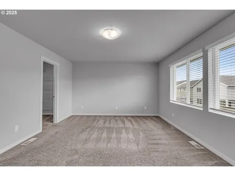 1618 36th Place Forest Grove OR 97116