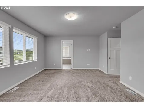 1618 36th Place Forest Grove OR 97116