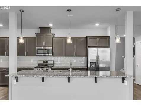 1618 36th Place Forest Grove OR 97116
