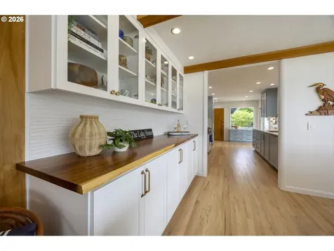 2170 NE Lake Drive Lincoln City OR 97367