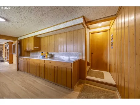 2170 NE Lake Drive Lincoln City OR 97367