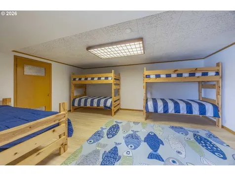 2170 NE Lake Drive Lincoln City OR 97367